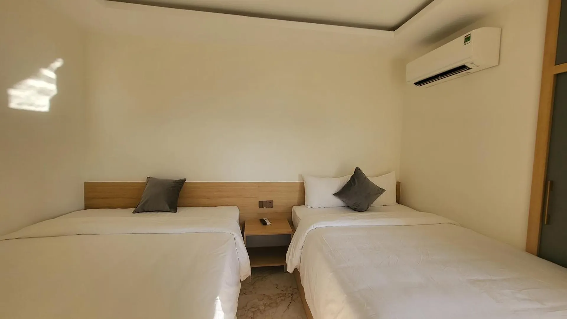 Kien Thinh Gia Hotel Nha Trang